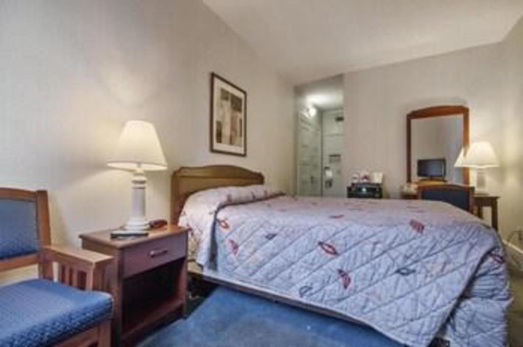 Harrington Hotel 3*
