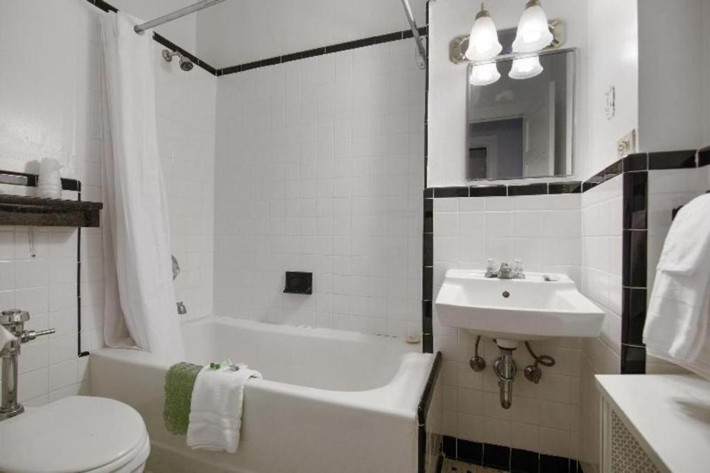 Hotel Harrington 3*