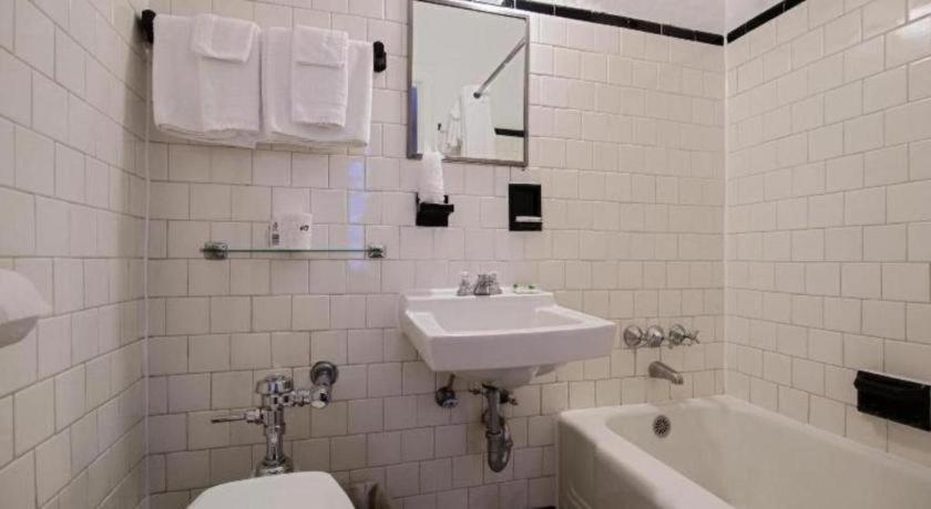 Harrington 3* Washington