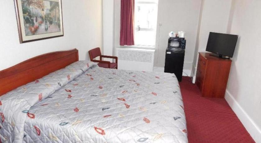 Hotel Harrington 3*