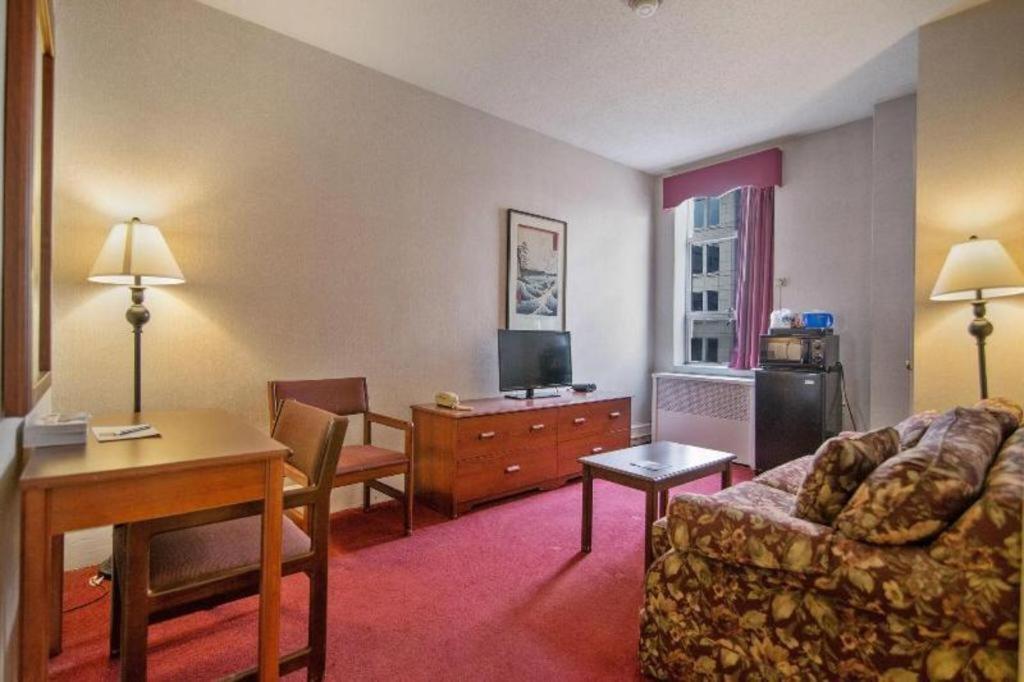 Hotel Harrington 3*
