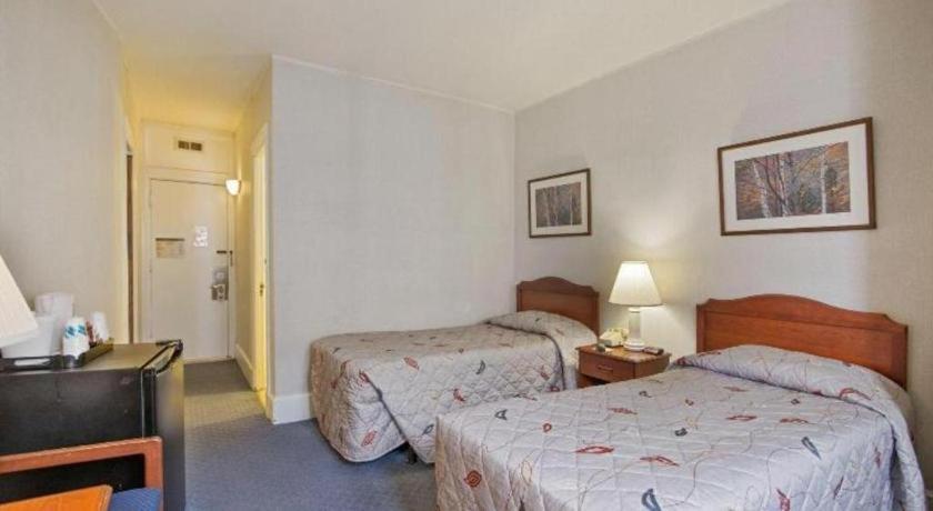 Harrington Hotel 3*